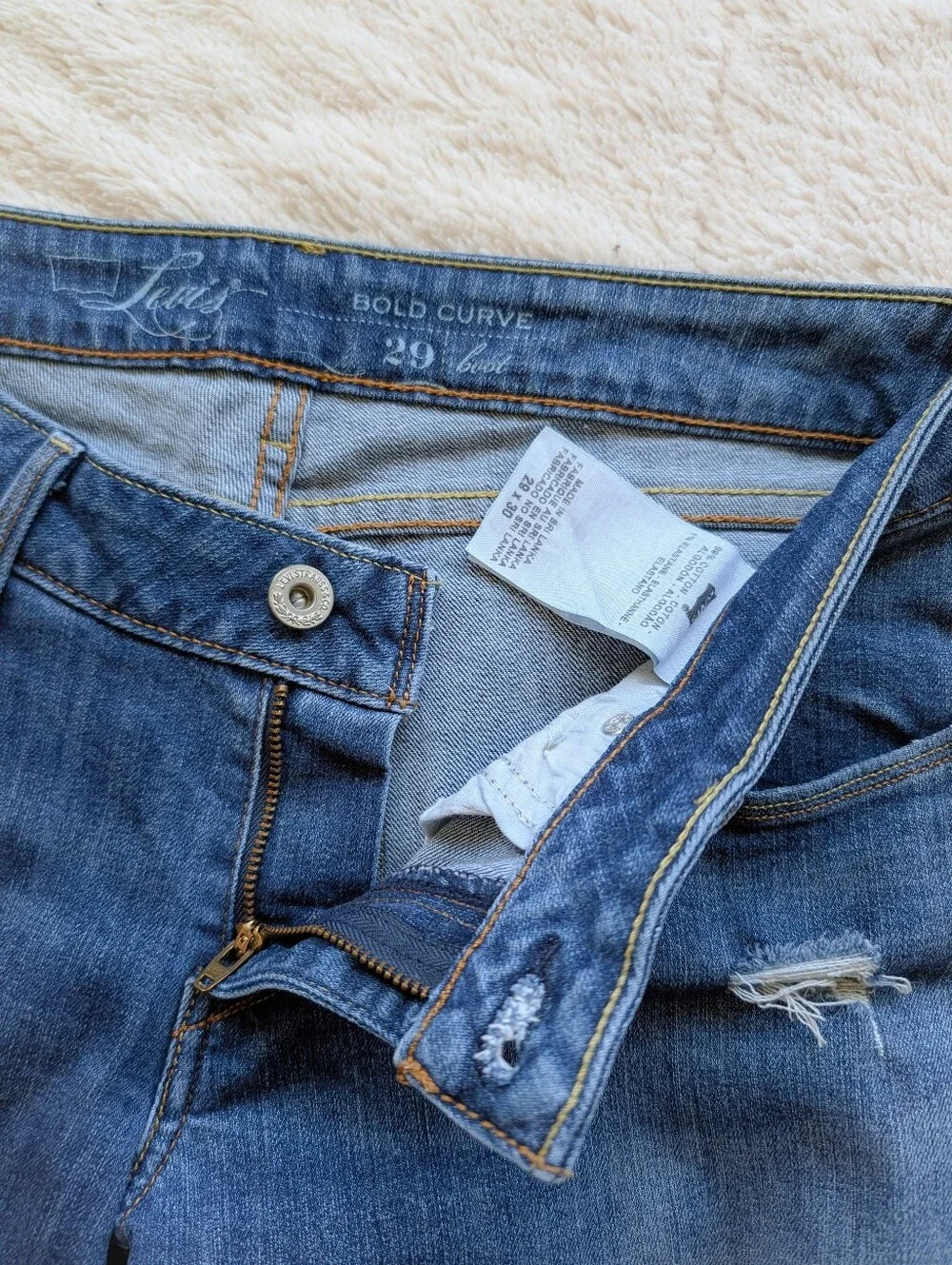 Levis Bold Curve‎ Low Rise Bootcut Jeans